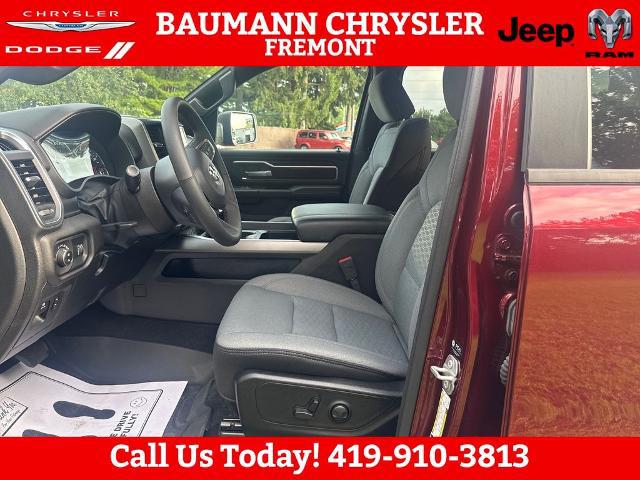 2025 Ram 1500 Big Horn Crew Cab 4x4 64 Box