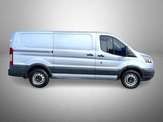 2017 Ford Transit 130 WB Low Roof Cargo