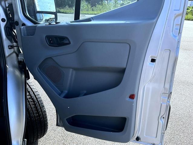 2017 Ford Transit 130 WB Low Roof Cargo
