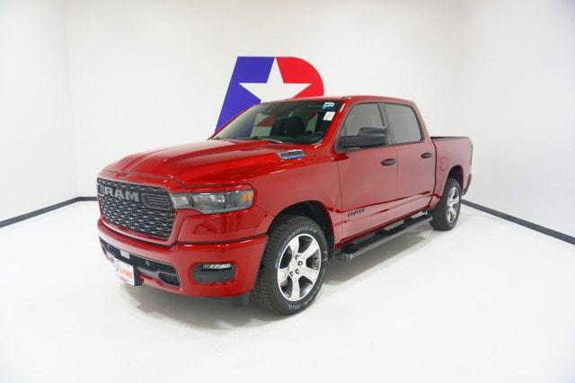 2026 RAM 1500 Express Crew Cab 4x2 57 Box