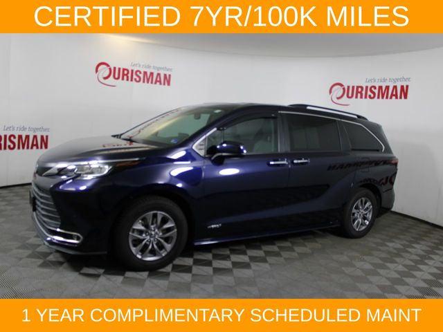2021 Toyota Sienna XLE
