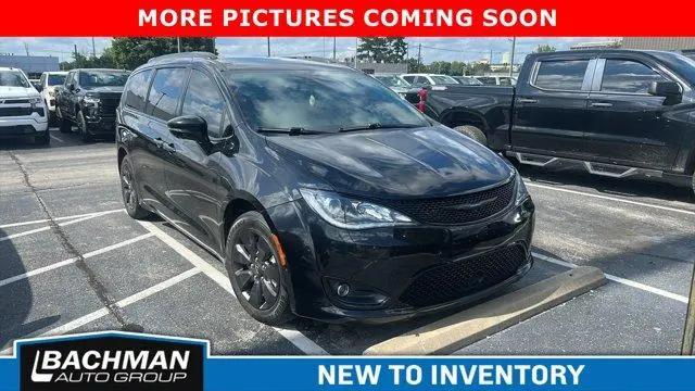 2020 Chrysler Pacifica Hybrid Limited for sale in Louisville, KY