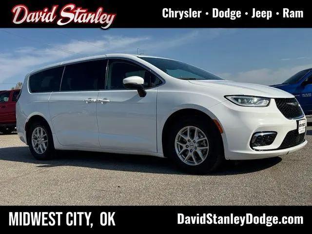 2023 Chrysler Pacifica Touring L for sale in Oklahoma City, OK