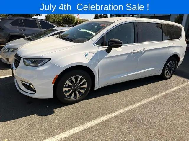 2024 Chrysler Pacifica Hybrid Select for sale in Lodi, CA