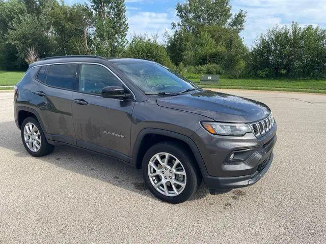 2023 Jeep Compass Latitude Lux FWD for sale in Morton, IL