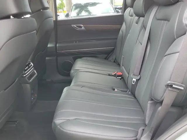 2027 Genesis GV80 2.5T Select