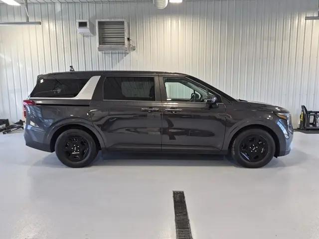 2025 Kia Carnival MPV LXS