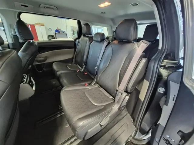 2025 Kia Carnival MPV LXS