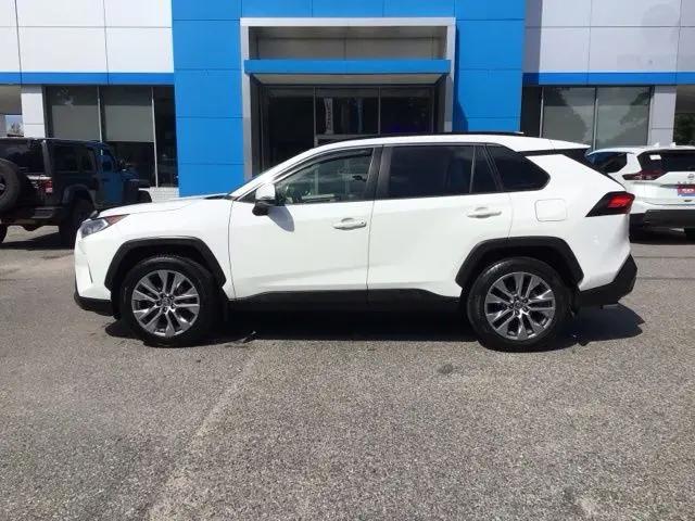 2019 Toyota RAV4 XLE Premium