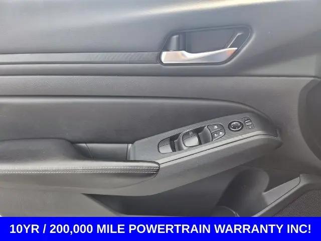 2024 Nissan Altima SV FWD