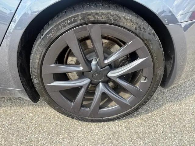 2022 Tesla Model S Plaid Tri Motor All-Wheel Drive