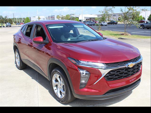 2025 Chevrolet Trax FWD LS