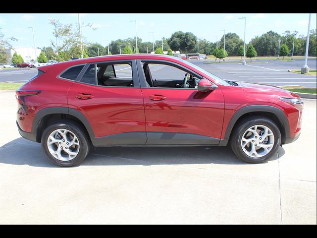 2025 Chevrolet Trax FWD LS