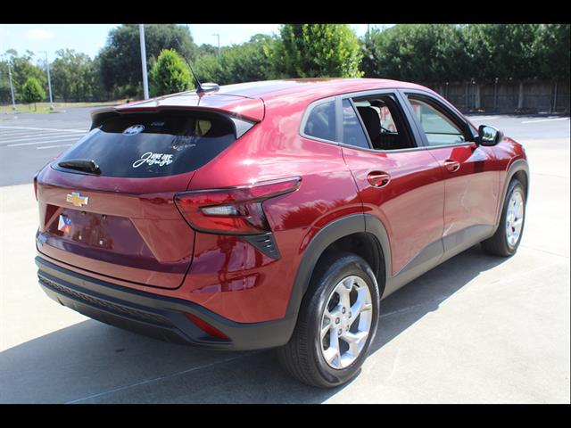 2025 Chevrolet Trax FWD LS