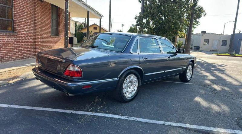 2001 Jaguar XJ XJ8