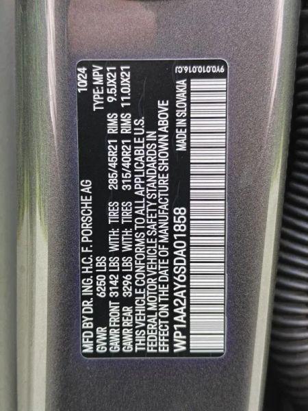 2025 Porsche Cayenne Base