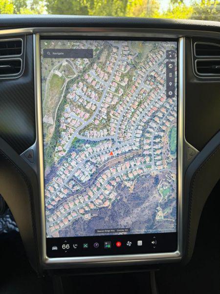 2014 Tesla Model S 85D
