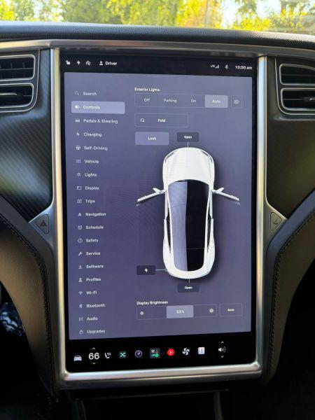 2014 Tesla Model S 85D