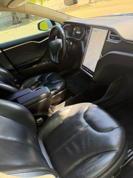 2014 Tesla Model S 85D