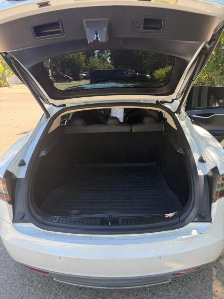 2014 Tesla Model S 85D