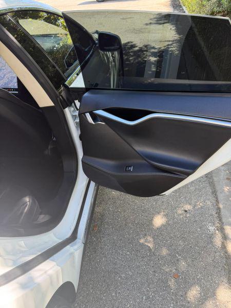 2014 Tesla Model S 85D