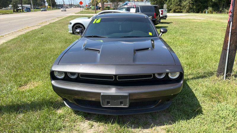 2016 Dodge Challenger SXT