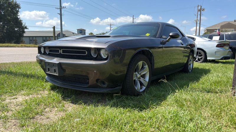 2016 Dodge Challenger SXT