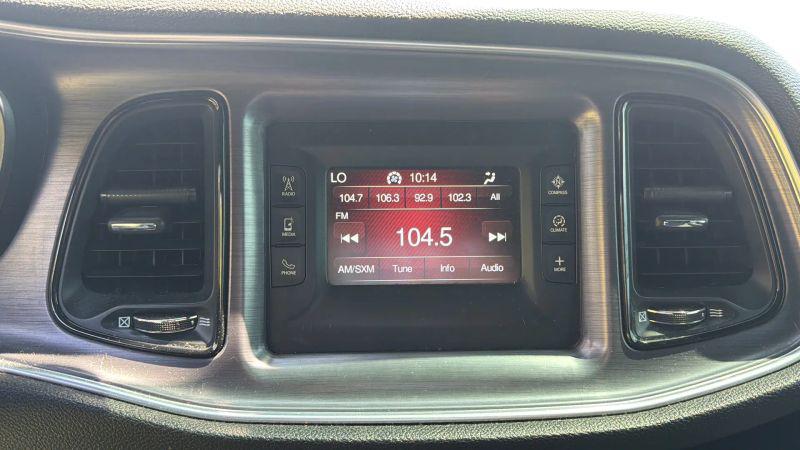 2016 Dodge Challenger SXT