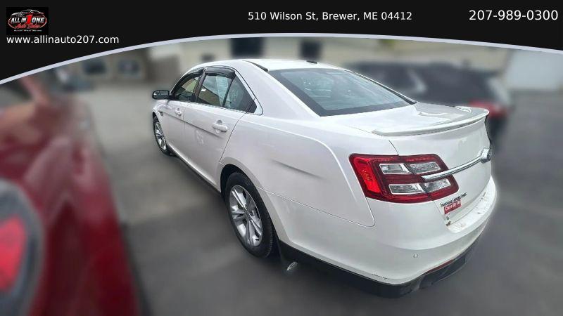 2016 Ford Taurus SEL