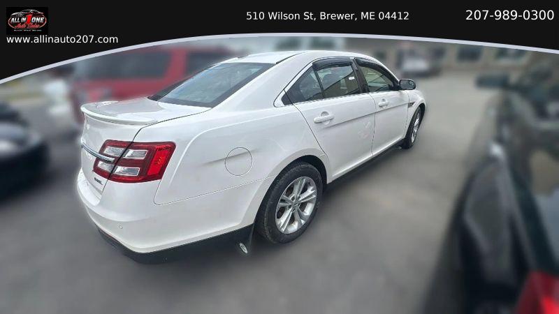 2016 Ford Taurus SEL