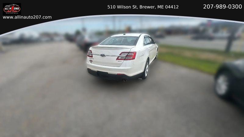 2016 Ford Taurus SEL