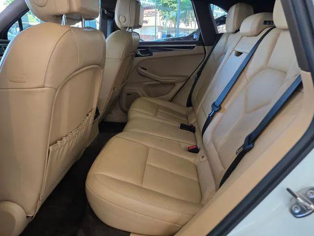 2016 Porsche Macan S