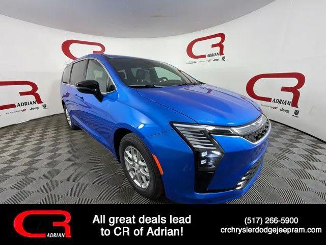 2027 Chrysler Pacifica Select for sale in Adrian, MI