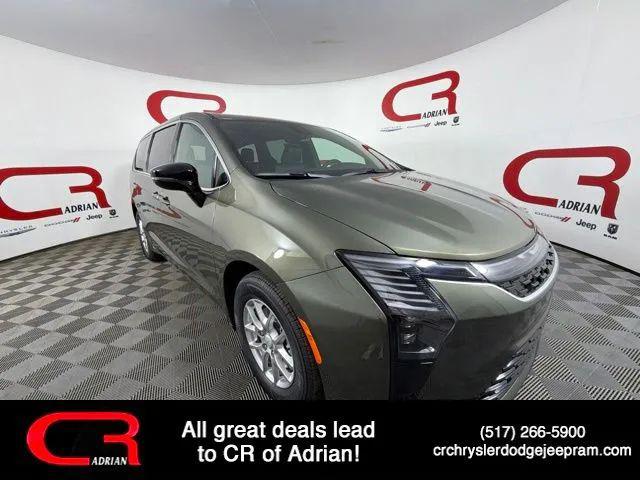 2027 Chrysler Pacifica Select for sale in Adrian, MI