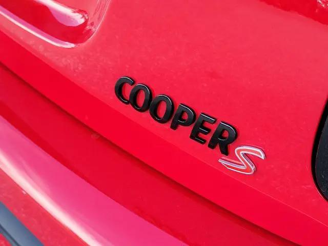 2023 MINI Hardtop Cooper S Classic