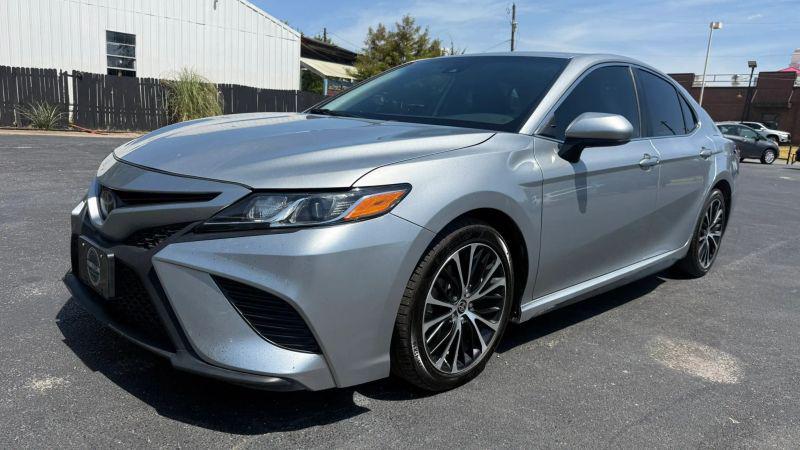 2020 Toyota Camry SE for sale in Terrell, TX