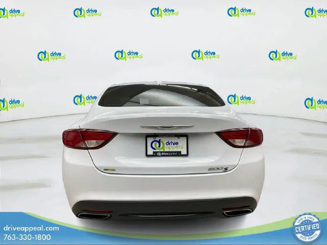 2015 Chrysler 200 S