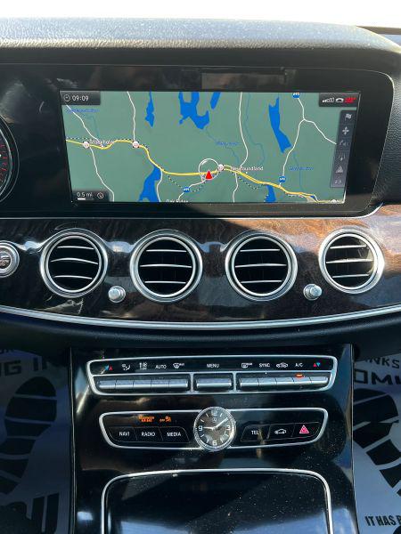 2017 Mercedes-Benz E-CLASS E 300 E 300