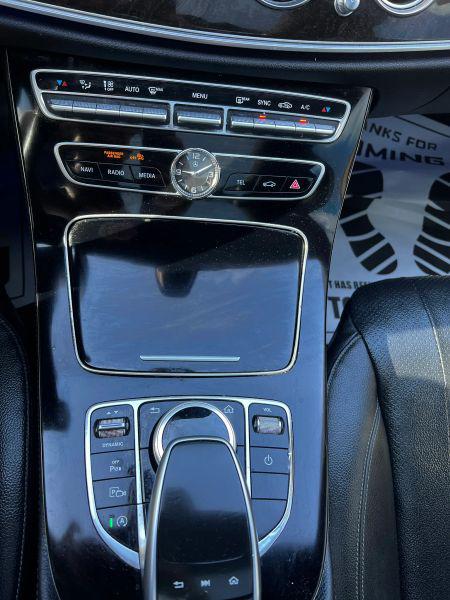 2017 Mercedes-Benz E-CLASS E 300 E 300