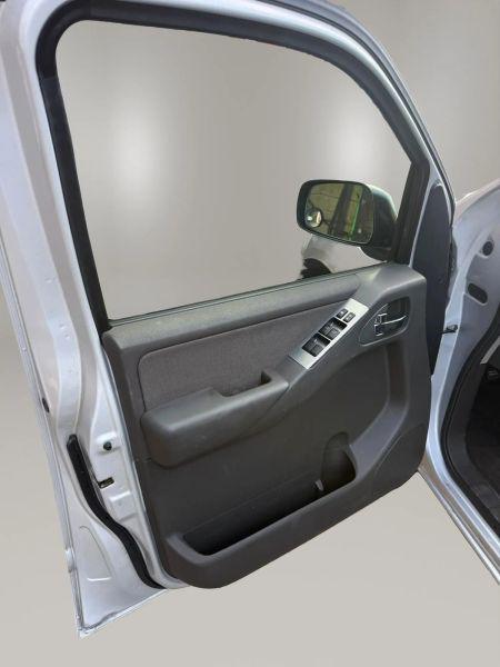 2012 Nissan Pathfinder S