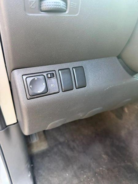 2012 Nissan Pathfinder S