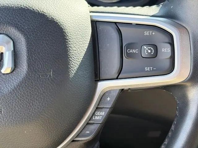 2023 Ram 1500 Big Horn Quad Cab 4x4 6'4" Box