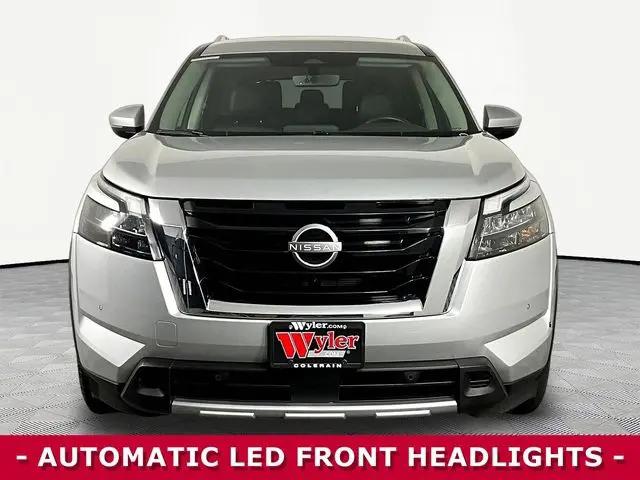 2025 Nissan Pathfinder SL 4WD