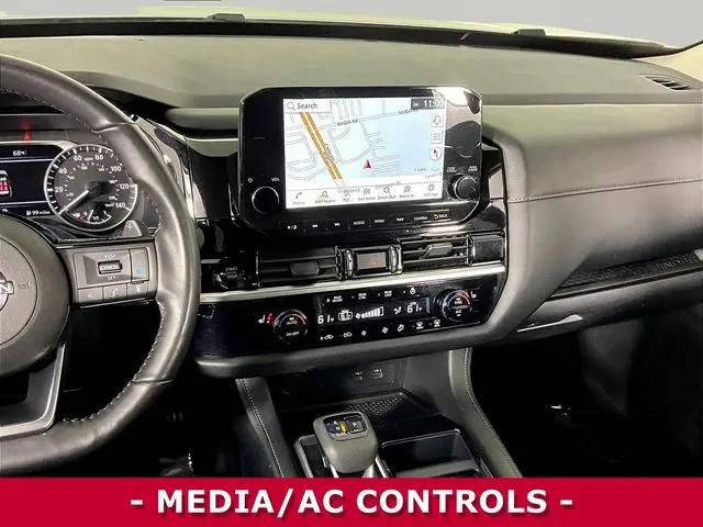 2025 Nissan Pathfinder SL 4WD