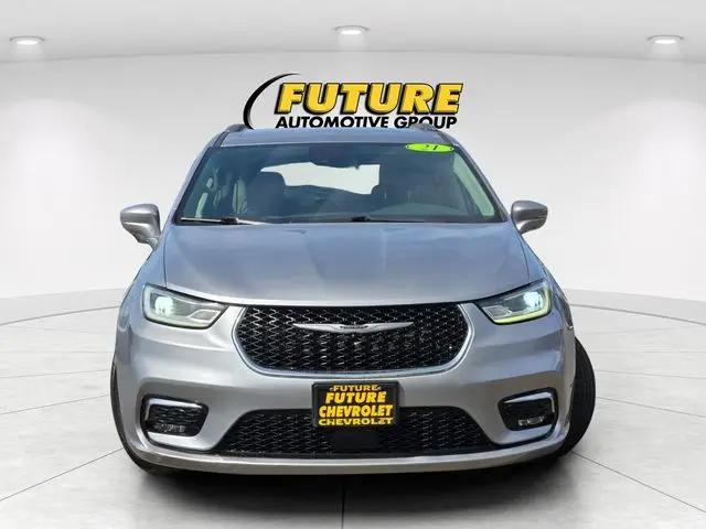 2021 Chrysler Pacifica Touring L