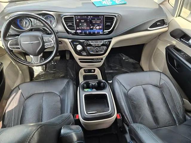 2021 Chrysler Pacifica Touring L