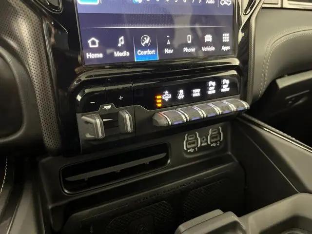 2022 Ram 1500 Limited Crew Cab 4x4 57 Box
