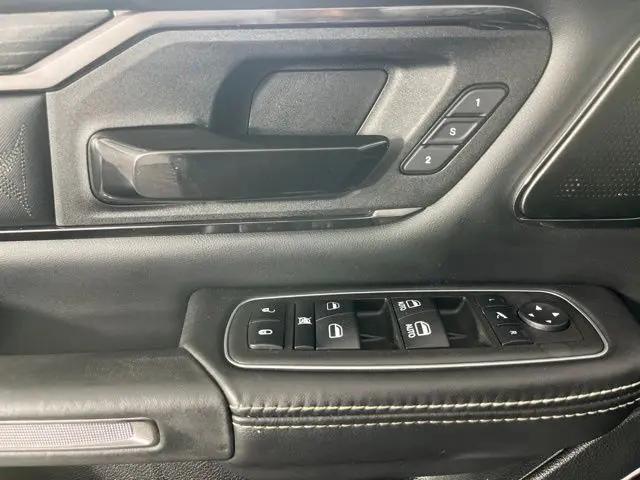 2022 Ram 1500 Limited Crew Cab 4x4 57 Box