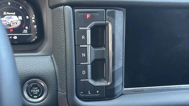 2023 GMC Yukon 4WD Denali