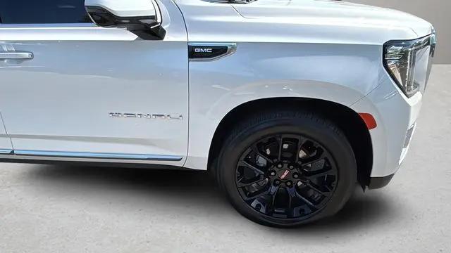 2023 GMC Yukon 4WD Denali